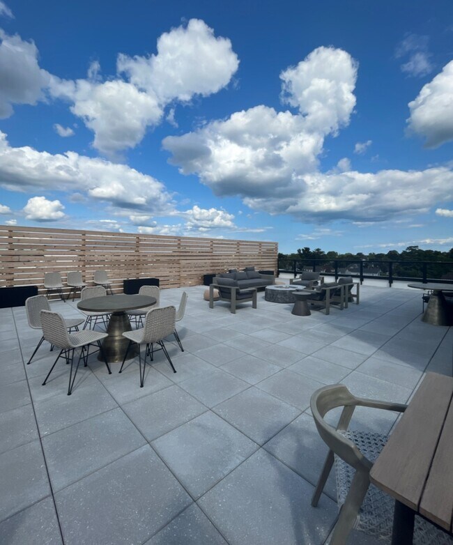 Canfield Park at Fairfield Metro Apartments Bridgeport, CT