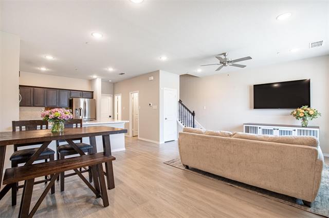 Photo - 2308 Davenport Dr