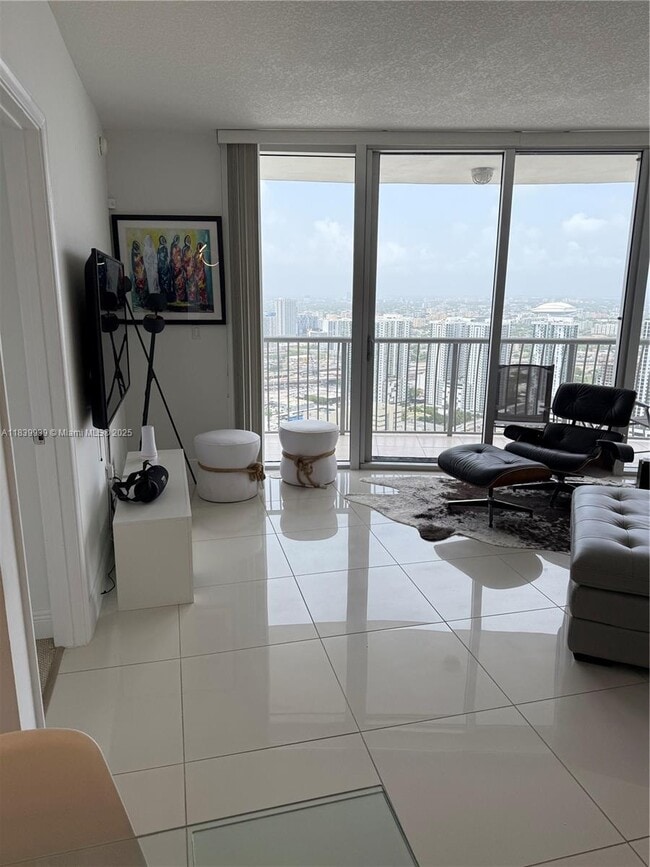 Photo - 1750 N Bayshore Dr Unit 5114