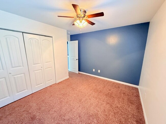 Photo - 915 Oglethorpe Dr