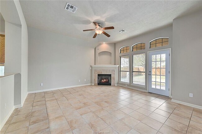 Photo - 15540 Creek Meadow Blvd N