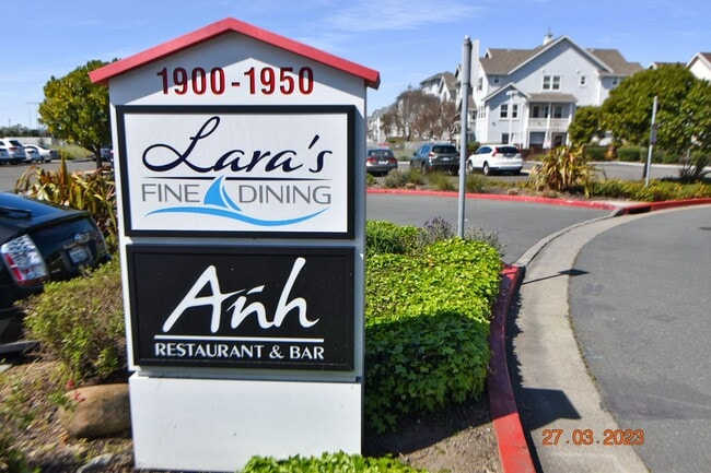 Photo - Beautiful and Quiet Gated Community steps from the Marina!