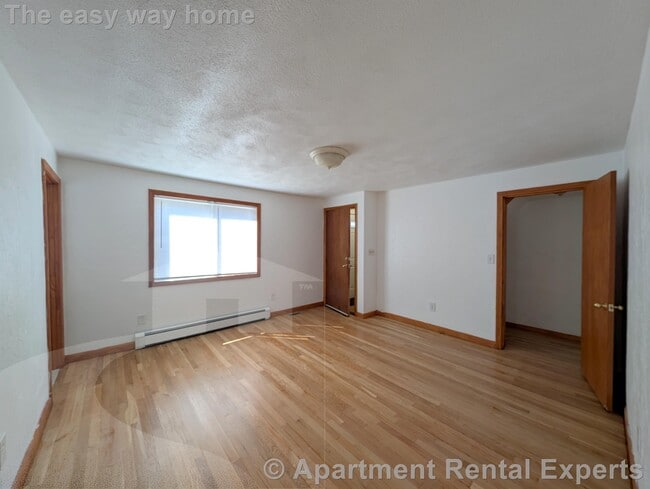 Building Photo - 30 Murdock St Unit #1 Rental
