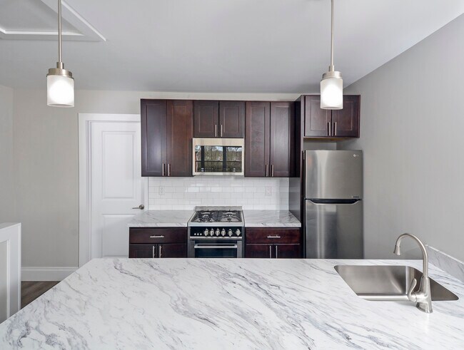 Burlington Pointe Apartments