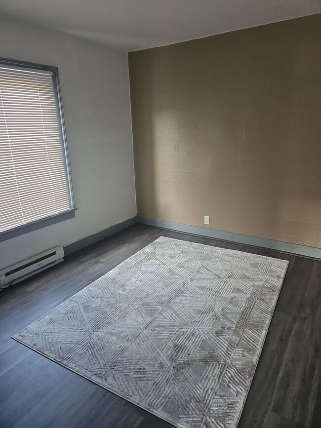 Photo - 2ba 1ba with Garage