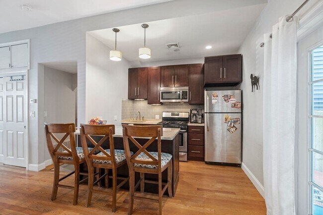 Photo - 100 Old Harbor St Unit 1