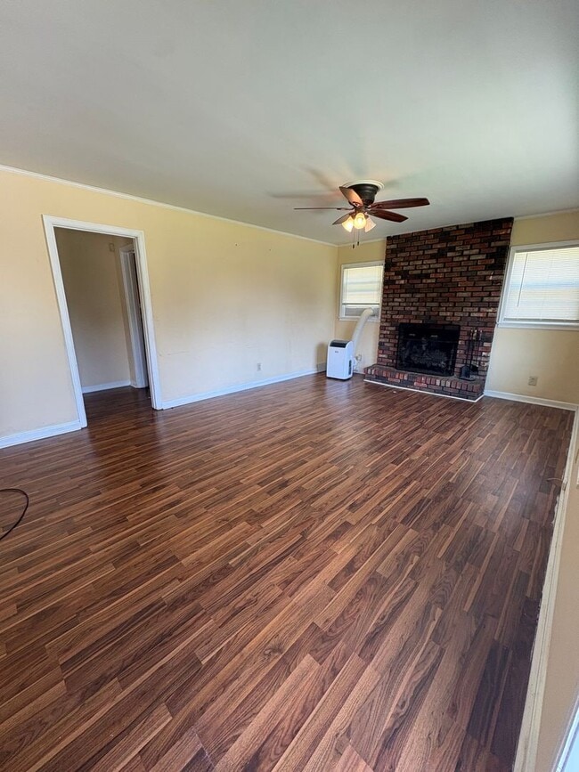 Photo - 1407 Johnston Dr Casa