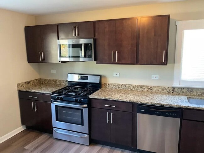 Photo - 711 E Le Moyne Ave