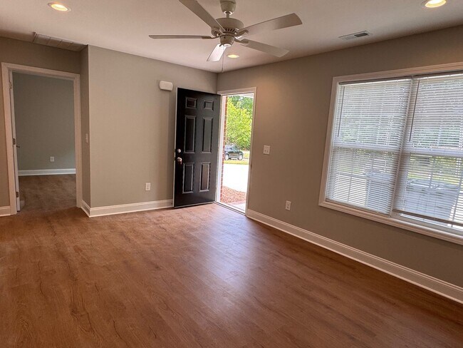 Photo - 2074 Unit 263 HARVELL ST EXT