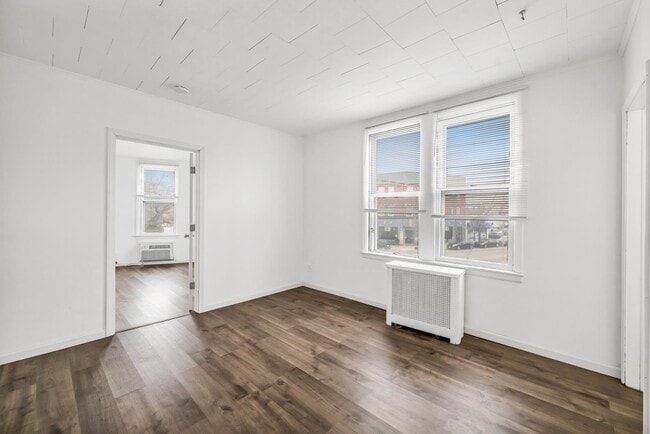 Photo - 41 Bloomfield Ave