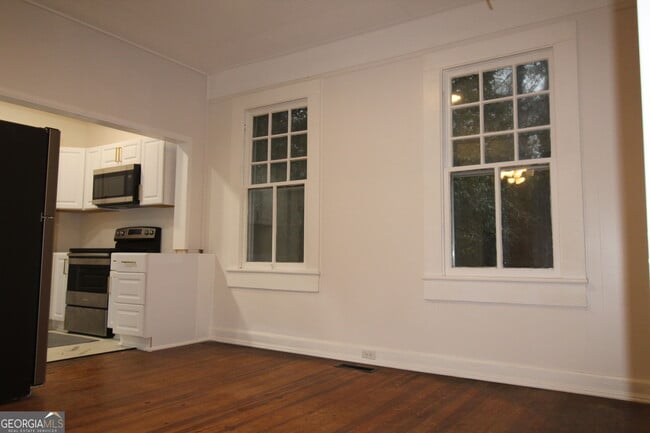 Photo - 402 Jefferson St