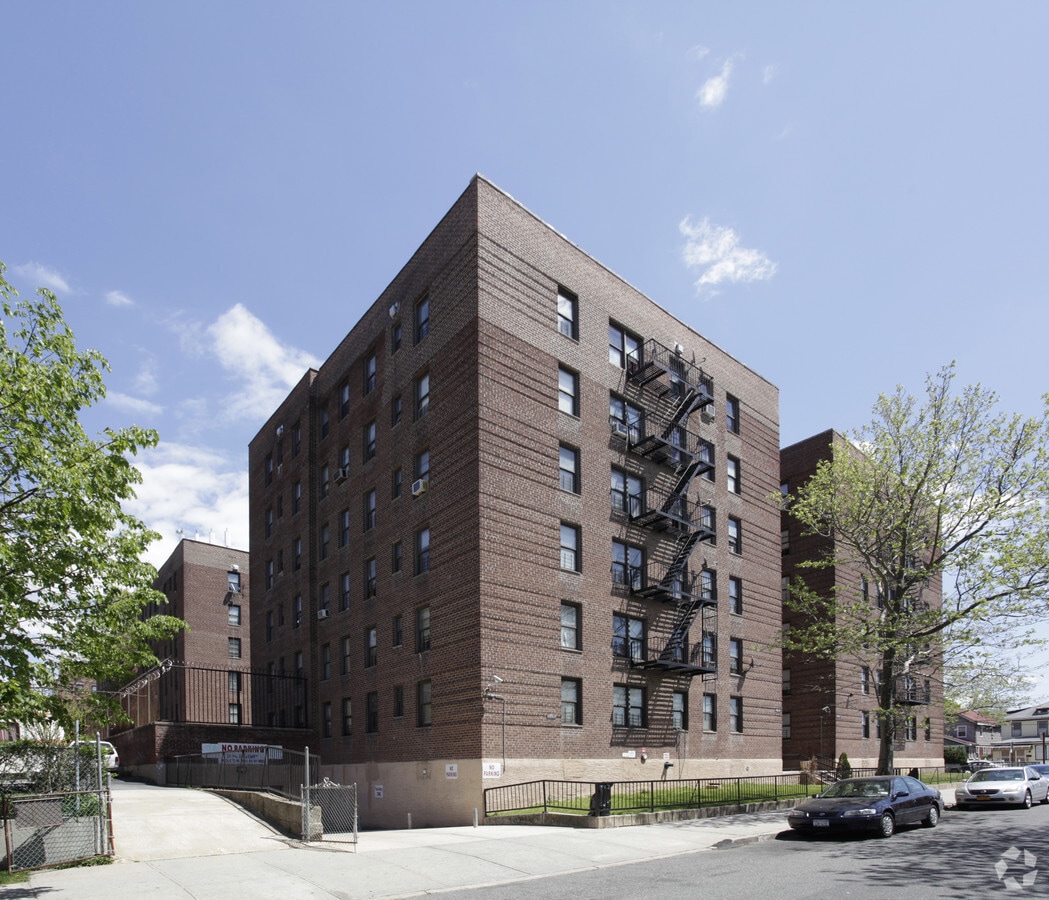 Crystal Apartments - Crystal Apartments