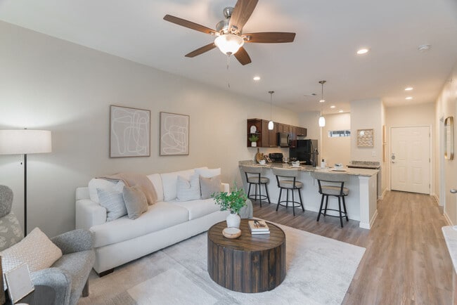 Photo - Regency Gardens