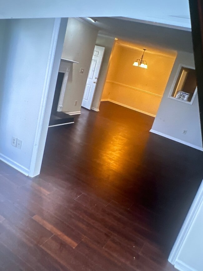 Photo - 675 Balfour Rd