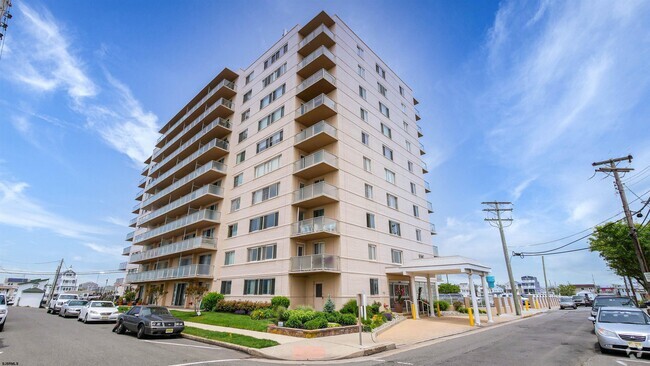 Building Photo - 6101 Monmouth Ave Unit 901 Rental