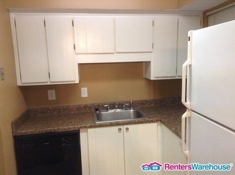 Photo - 367 Leisure Ct