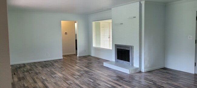 Photo - Riverfront 3 bedroom home in Winchester