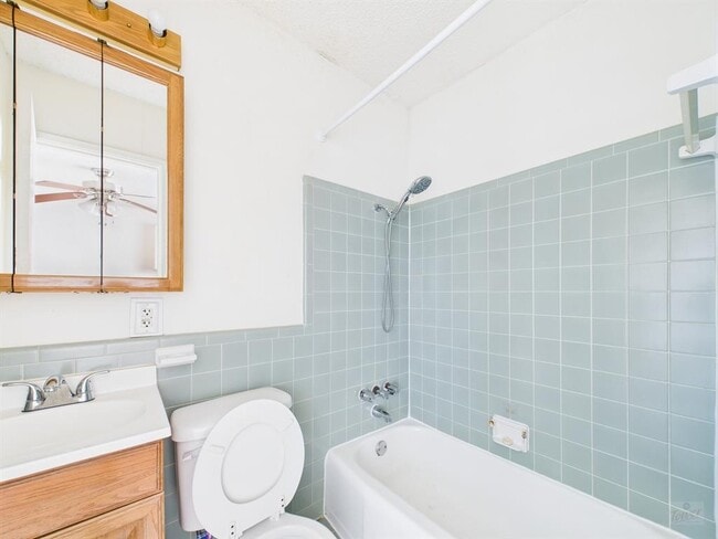 Photo - 803 W 28th St Unit 107