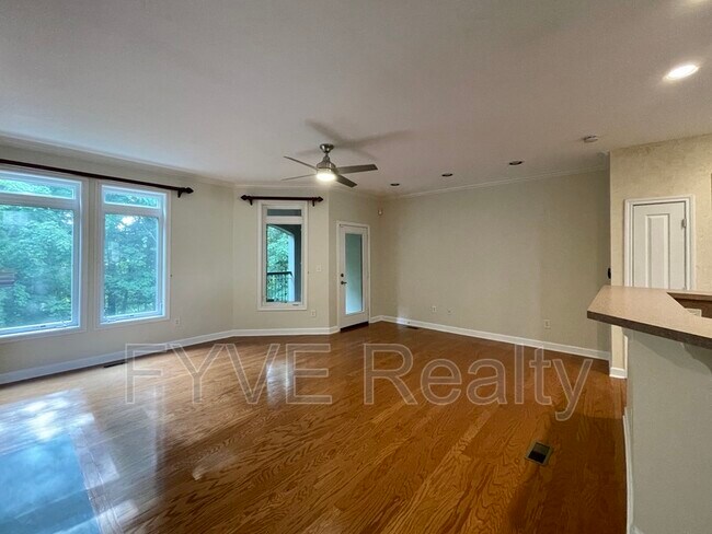 Photo - 320 Old Hickory Blvd