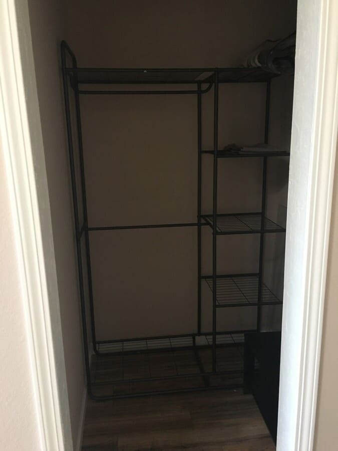 Photo - 283 McCreery Ave