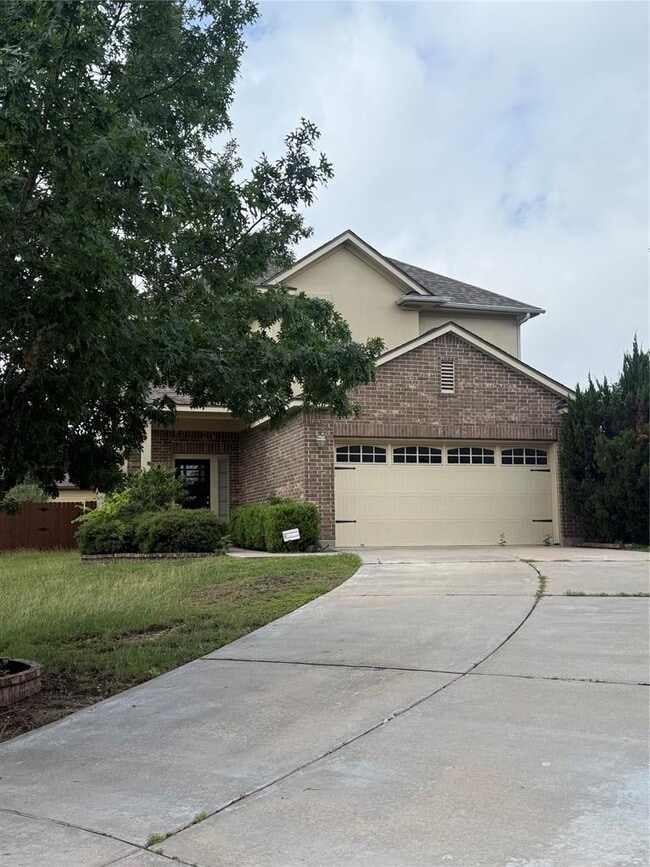 Building Photo - 1500 Tranquility Ln
