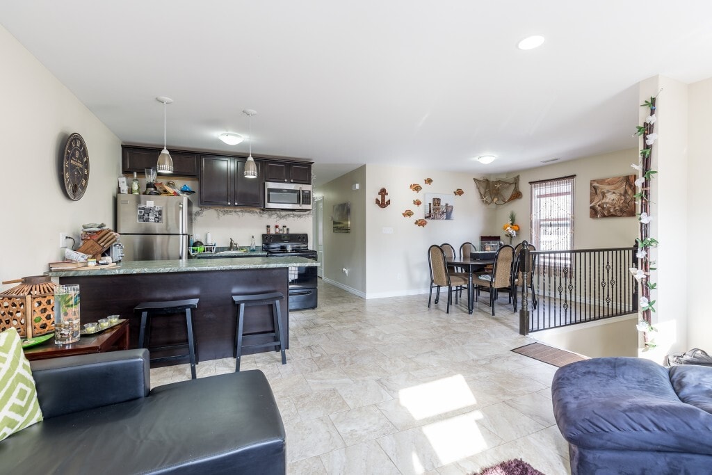 Photo - 528 Chippawa St