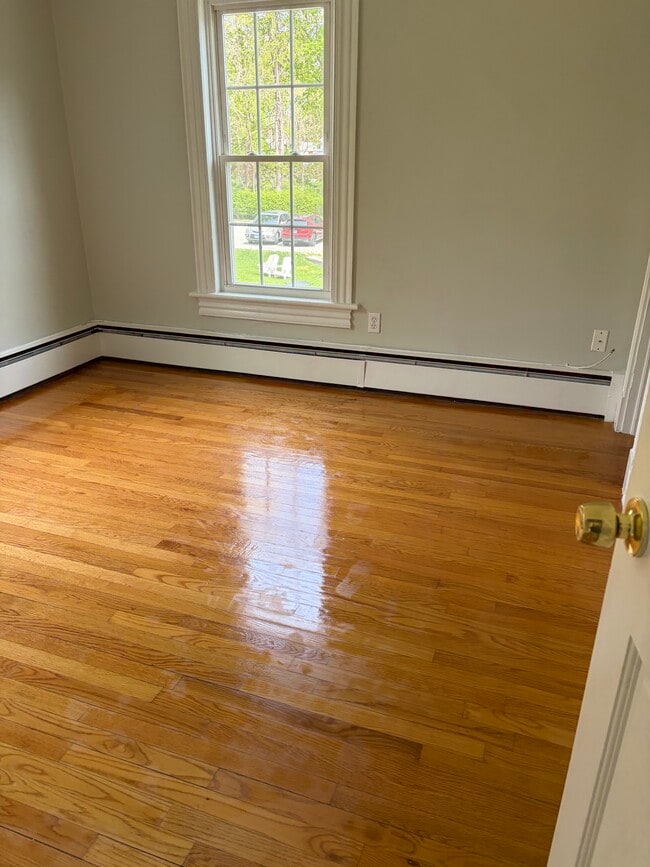 Photo - 84 Milwaukee Ave Unit 2nd floor apt