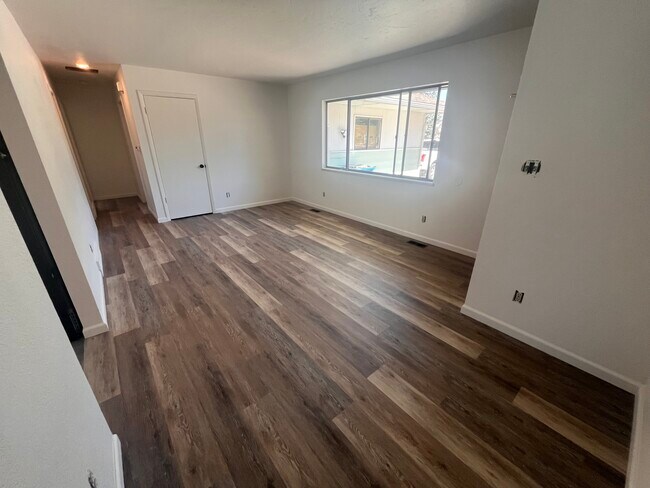 Photo - 3253 Castaneda Dr Unit A