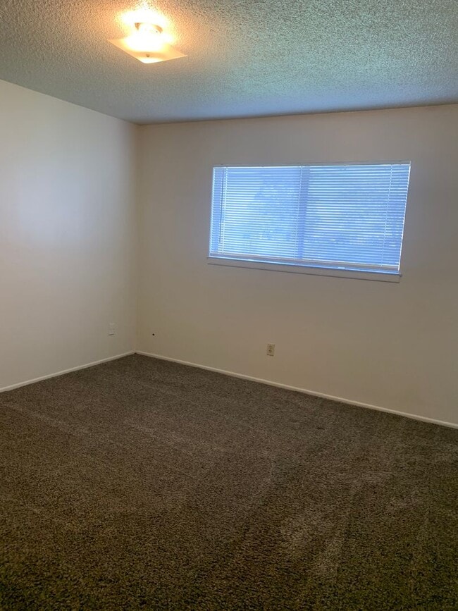 Photo - 5913 Akers Rd