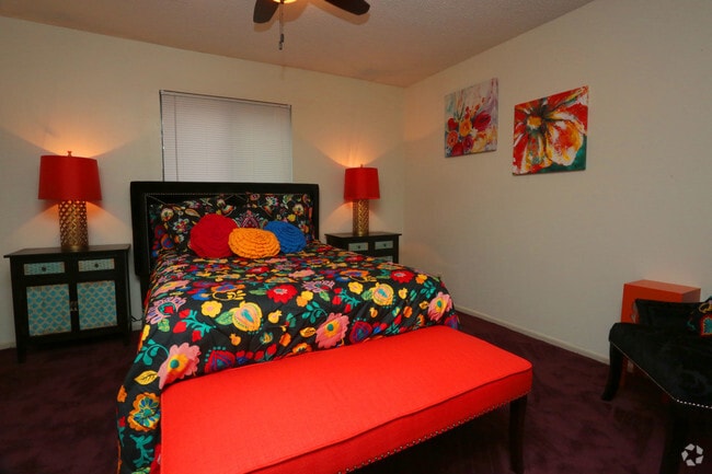 Bedroom - Spanish Spur