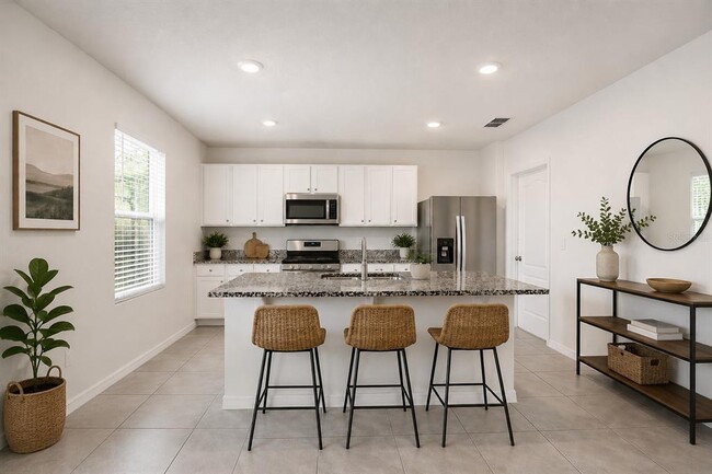 Photo - 531 Lazio Cir
