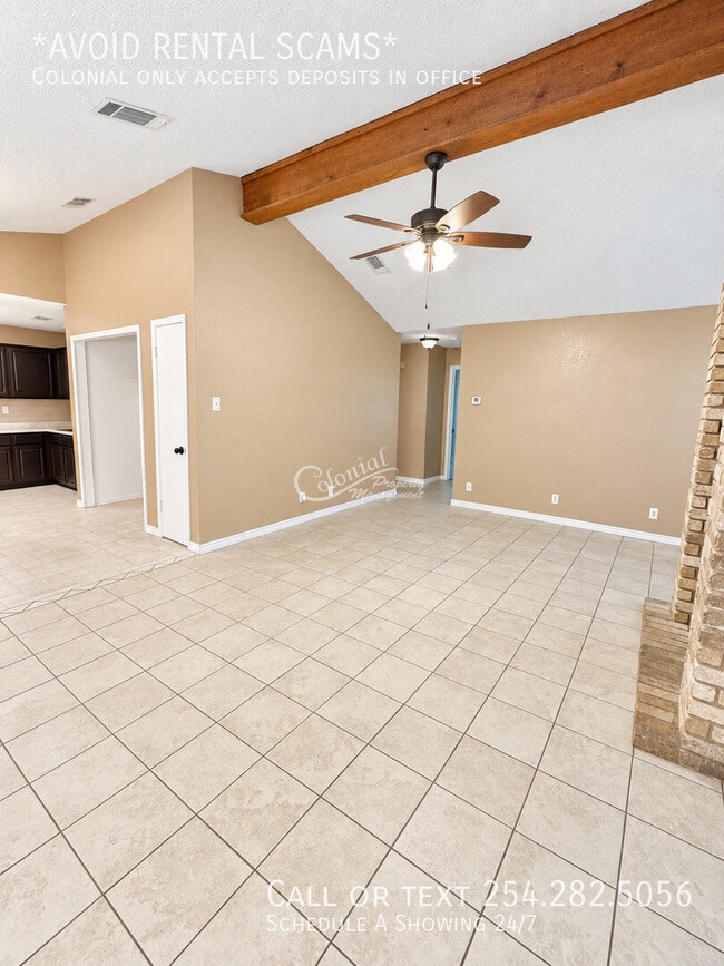 2210 Cimmaron Dr