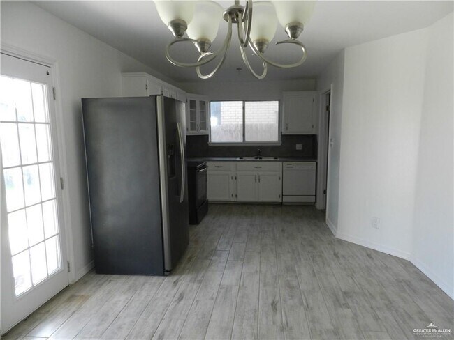 Photo - 25 Providence Ave