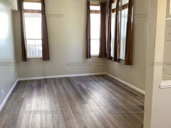 Photo - Large family home in desirable area