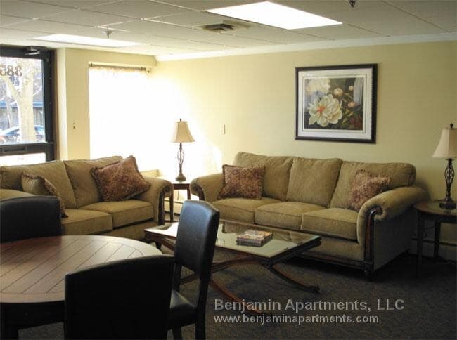 Photo - 15 Allen St Unit 8