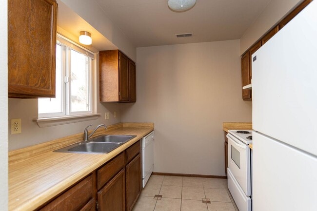 Photo - Great Upper Unit Located in Vista Grande Terrace!