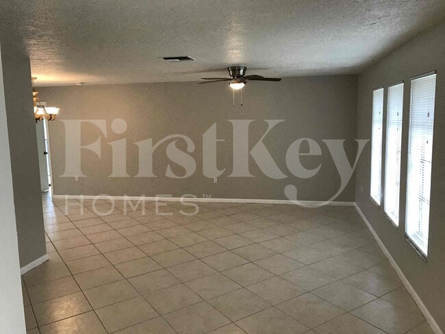 Photo - 904 SE 34th Terrace