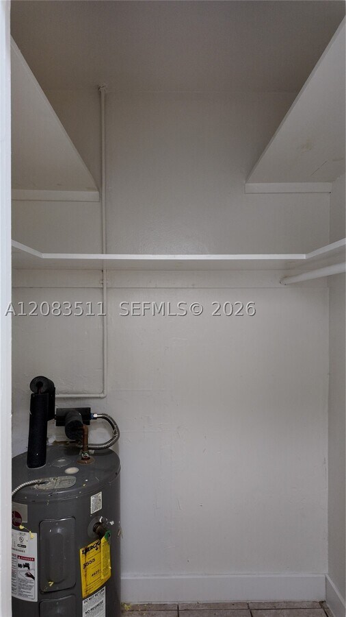 Photo - 5600 NE 1st Ct Unit 2