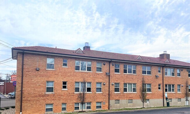 The Majestic on The Square - Cincinnati Premier Living*