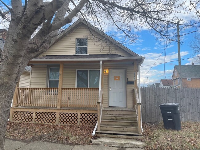 2 Bed -1 Bath - Single Family Home, Recent... - 2 Bed -1 Bath - Single Family Home, Recent...