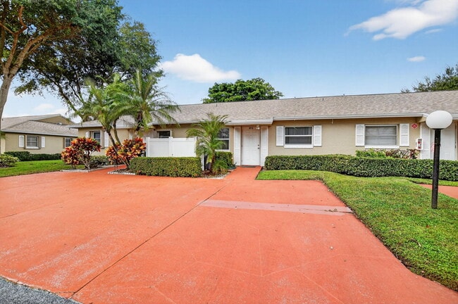 Building Photo - 18715 Candlewick Dr