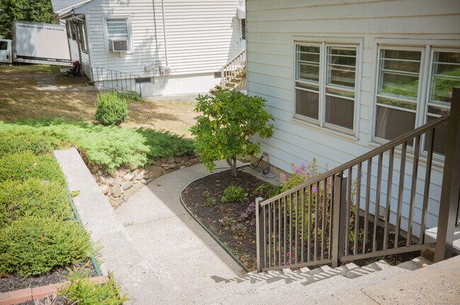 Photo - 21 Hillside Ave Unit B2