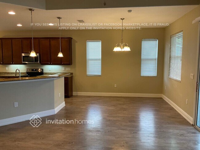 Photo - 2141 Bridgeport Cir