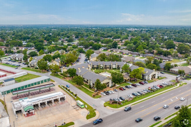 Polo Club Apartments