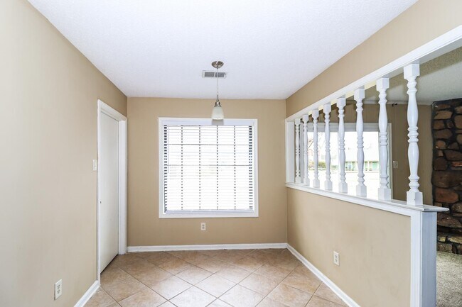 Photo - 3902 Clover Hill Dr