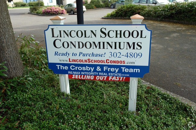 Photo - Lincoln School Condos