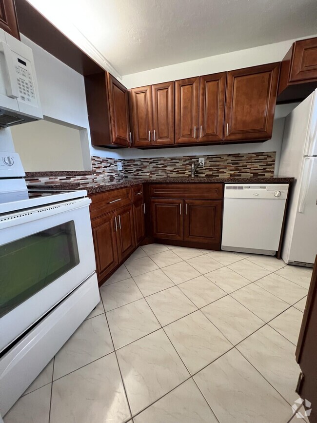 Building Photo - 2800 Fiore Way Unit 102 Rental