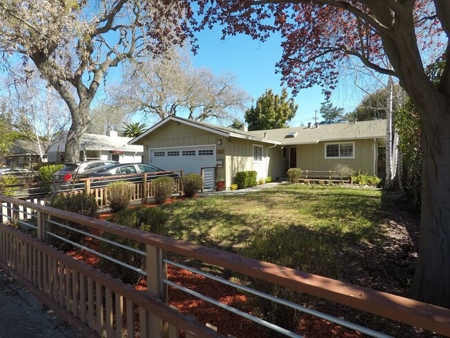 Photo - 788 18th Ave