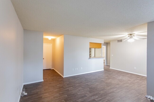 1BR,1BA - Lilac - 716SF