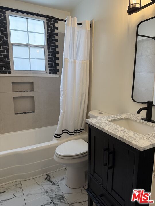 Photo - 12015 Riverside Dr